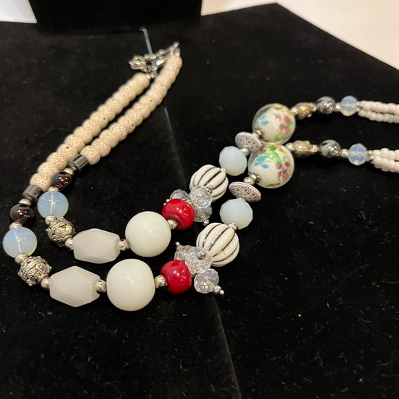 Beautiful mother of pearl necklace - Picture 4 of 5